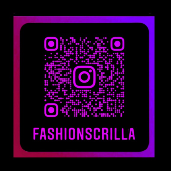 Designer Art Hand Poured Custom Kaws Candle - Picture 7 of 13